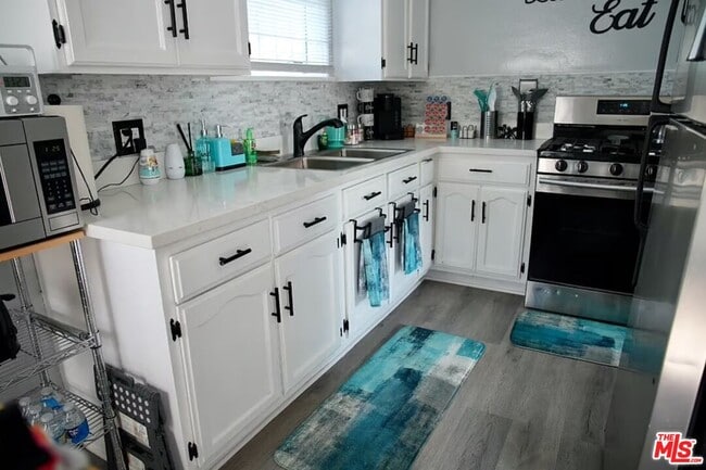 Building Photo - 7305 5th Ave