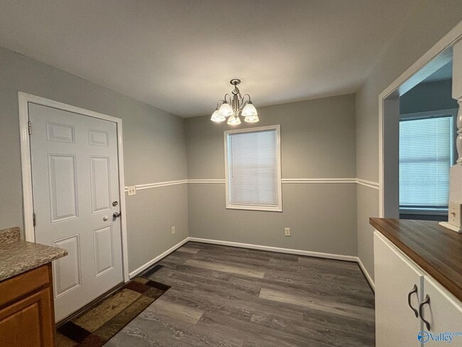 Building Photo - 11803 E Gateway Dr SE