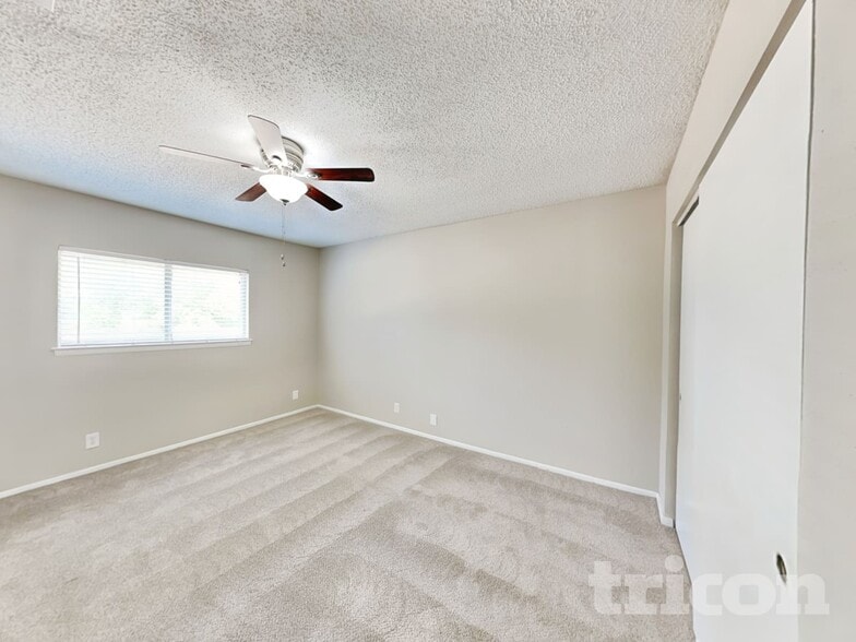 Building Photo - 5015 Walt Schirra St