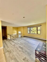 Building Photo - 260 Oceanside St