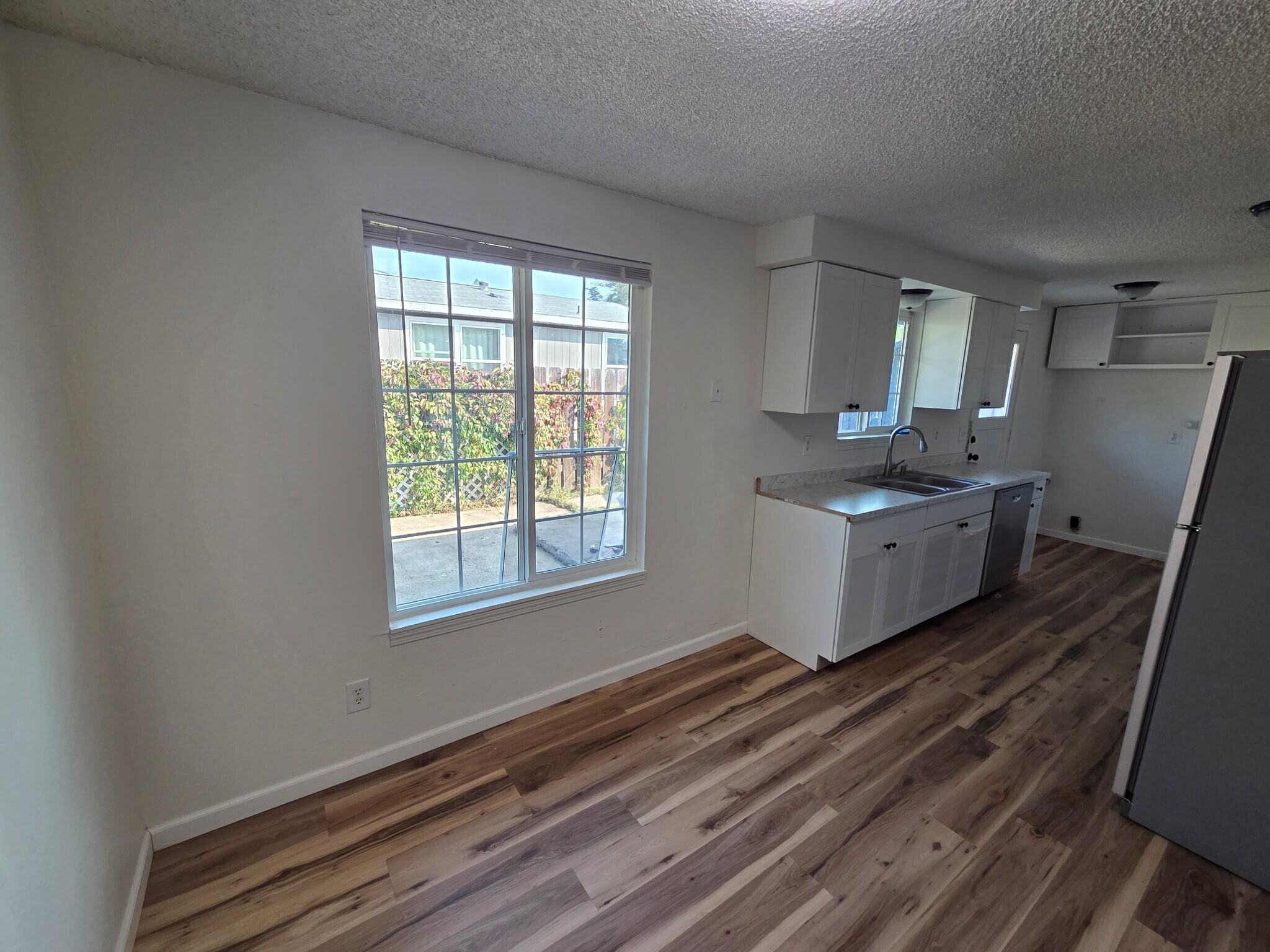 Building Photo - 534 Hamilton St