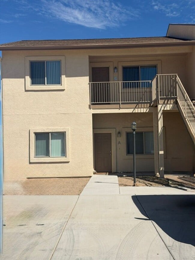 Building Photo - 470 Serenity Ct