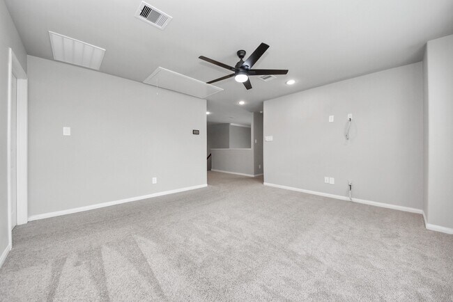 Building Photo - 16735 Rockwall St