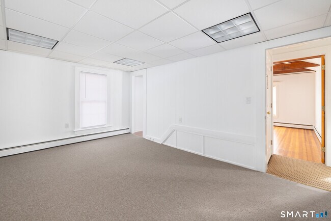 Building Photo - 199 Migeon Ave