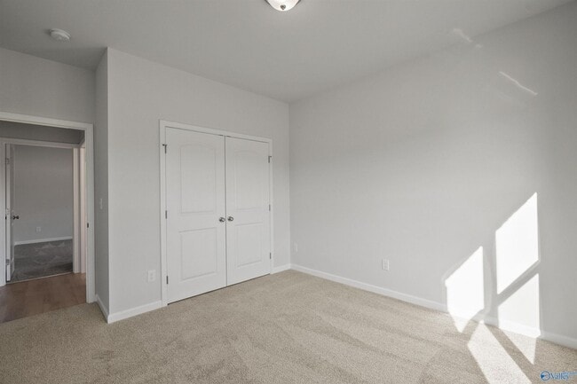 Building Photo - 4 Bedrooms in Hazel Green!!