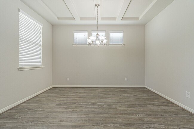 Building Photo - GORGEOUS 4BR 2.5 BATH WITH LOTS OF NEIGHBORHOOD AMENITIES! Available August 7th!