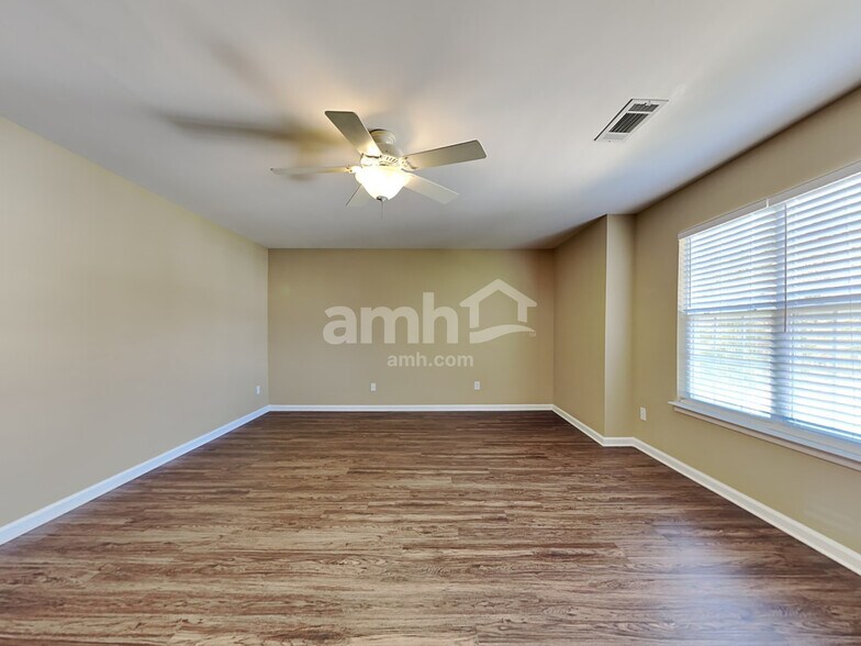 Building Photo - 3516 Medlock Ter