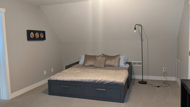 Building Photo - 1661 Choctaw St