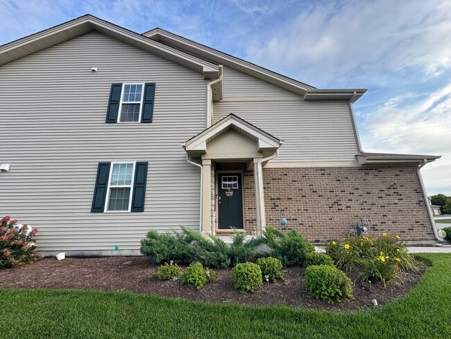 Building Photo - 2068 Canyon Creek Ct