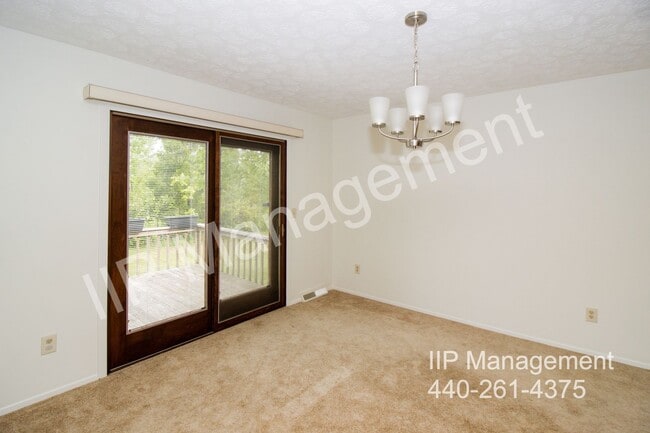 Building Photo - 10247 Danvers Dr