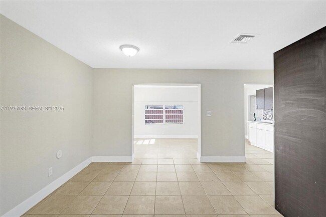 Building Photo - 1777 NW 34th Ave