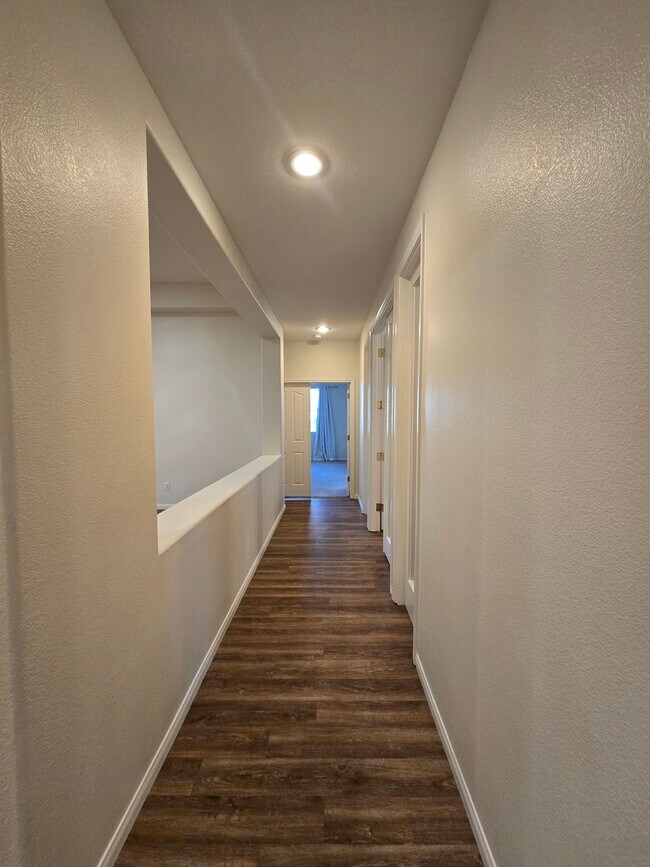 Building Photo - A Fabulous single story home in NW Las Vegas