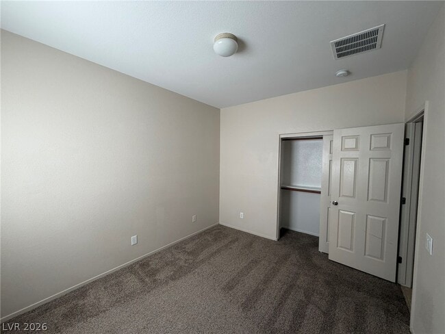 Building Photo - 2747 Lochleven Way