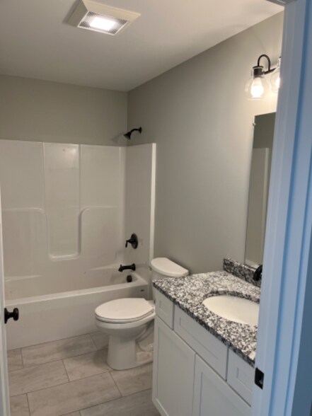 Building Photo - 49 Baribeau Dr