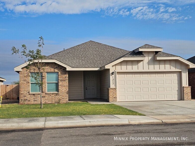 Building Photo - 1317 Bajada St