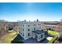 Building Photo - 808 Summit Ave