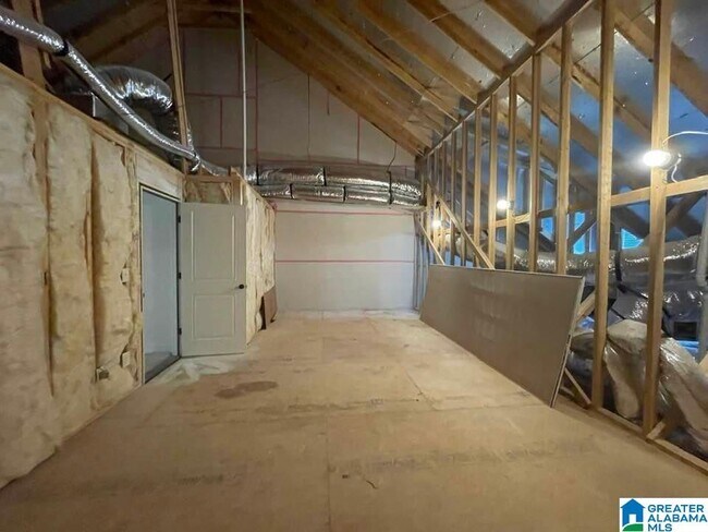 Building Photo - 4005 Lennox Rd