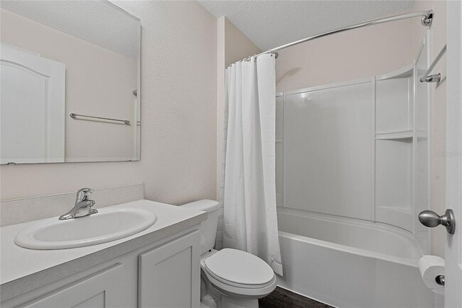 Building Photo - 657 Grand Reserve Dr