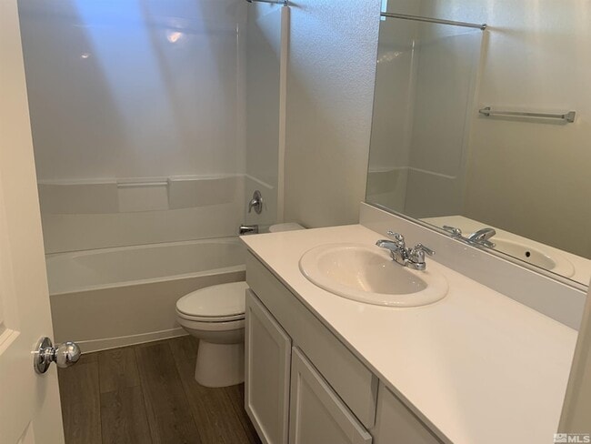 Building Photo - 8839 Wolf Moon Dr