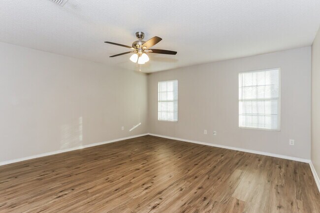 Building Photo - 918 Anvil Creek Dr