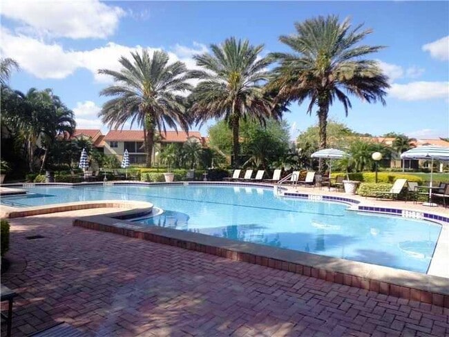 Building Photo - 1239 SW 46th Ave