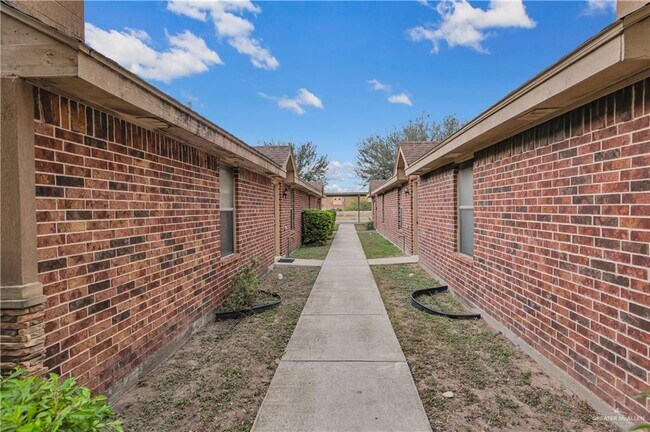 Building Photo - 303 S Baltic Ave