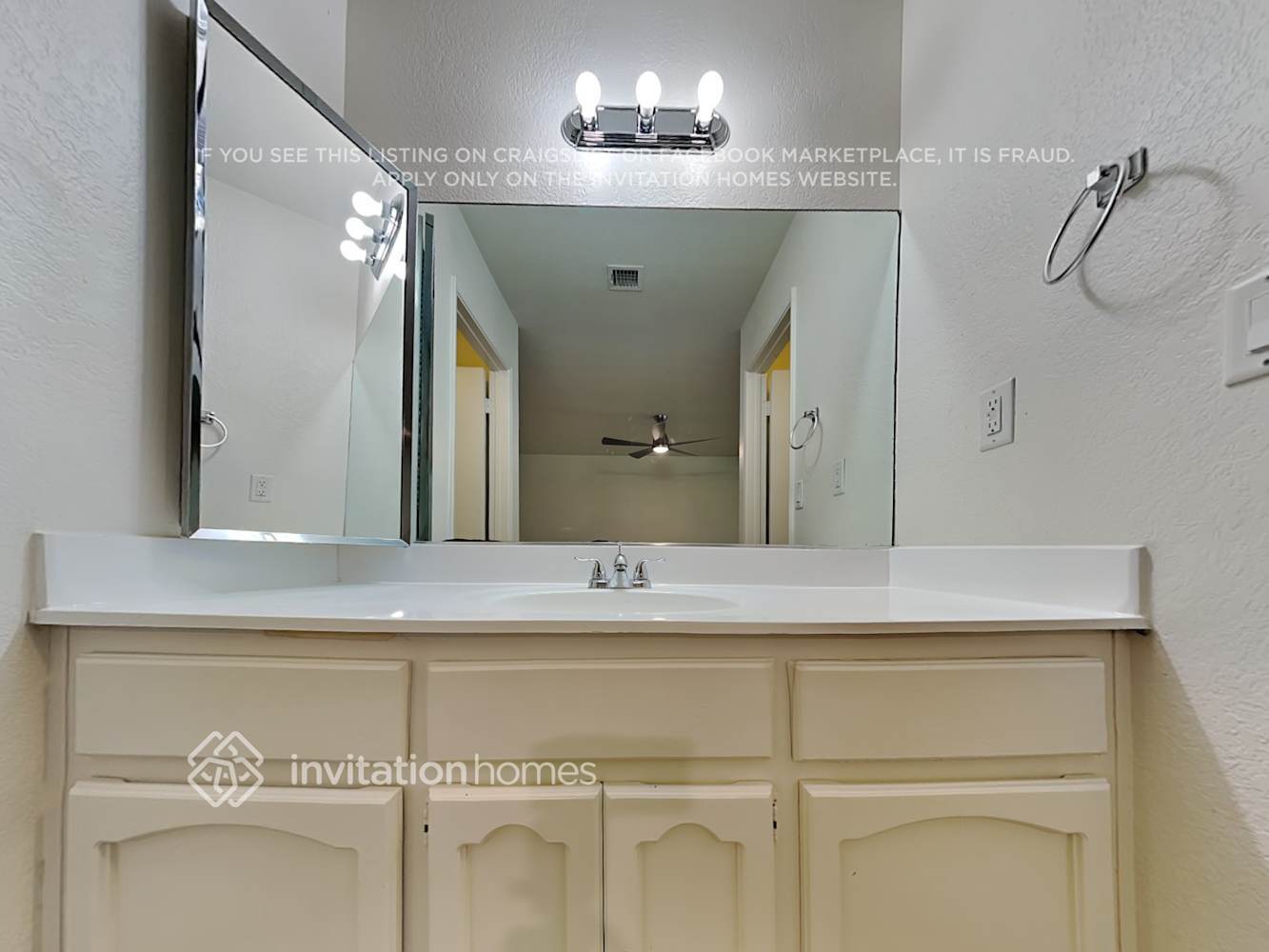 Building Photo - 6361 W Caron St