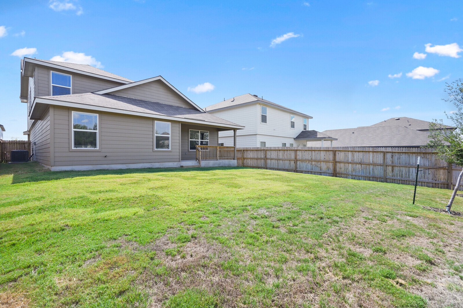 Building Photo - 12015 Topaz