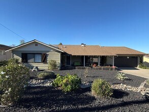 Building Photo - Stunning Fully Furnished 3 Bed-3 Bath Home with Den - Over 2300 Sq Ft.