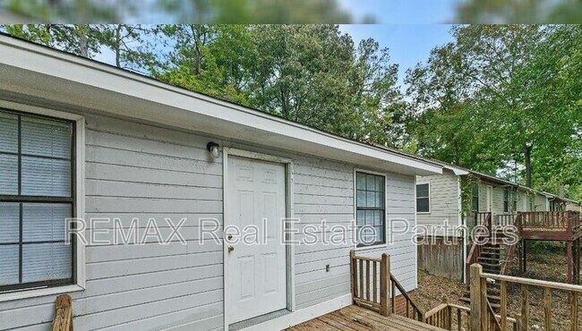 Building Photo - 69 Hickory Knoll
