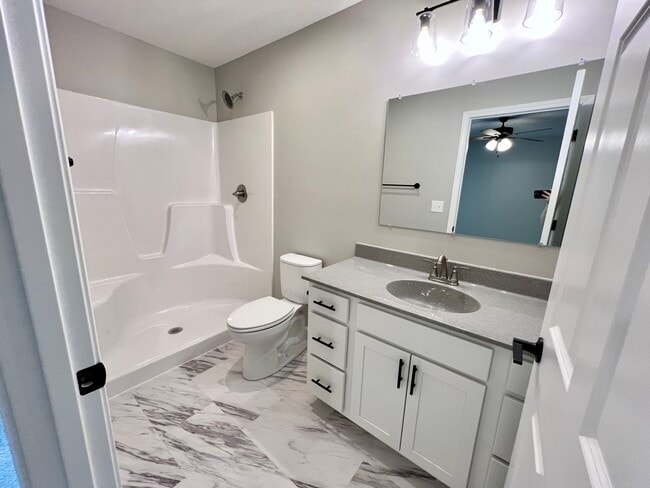 Building Photo - Newly Built 4 Bed/4.5 Bath in Central MHK