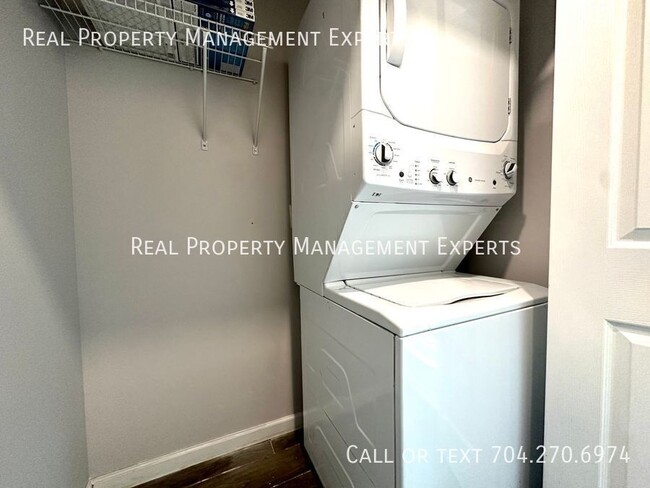Building Photo - 1318 Anthem Ct