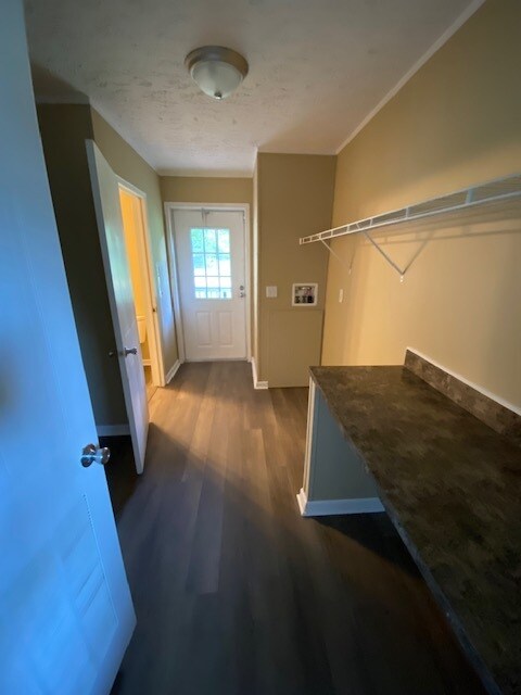 Laundry Room - 1224 Montlake Rd