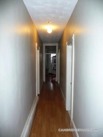 Building Photo - 124 Berkshire St