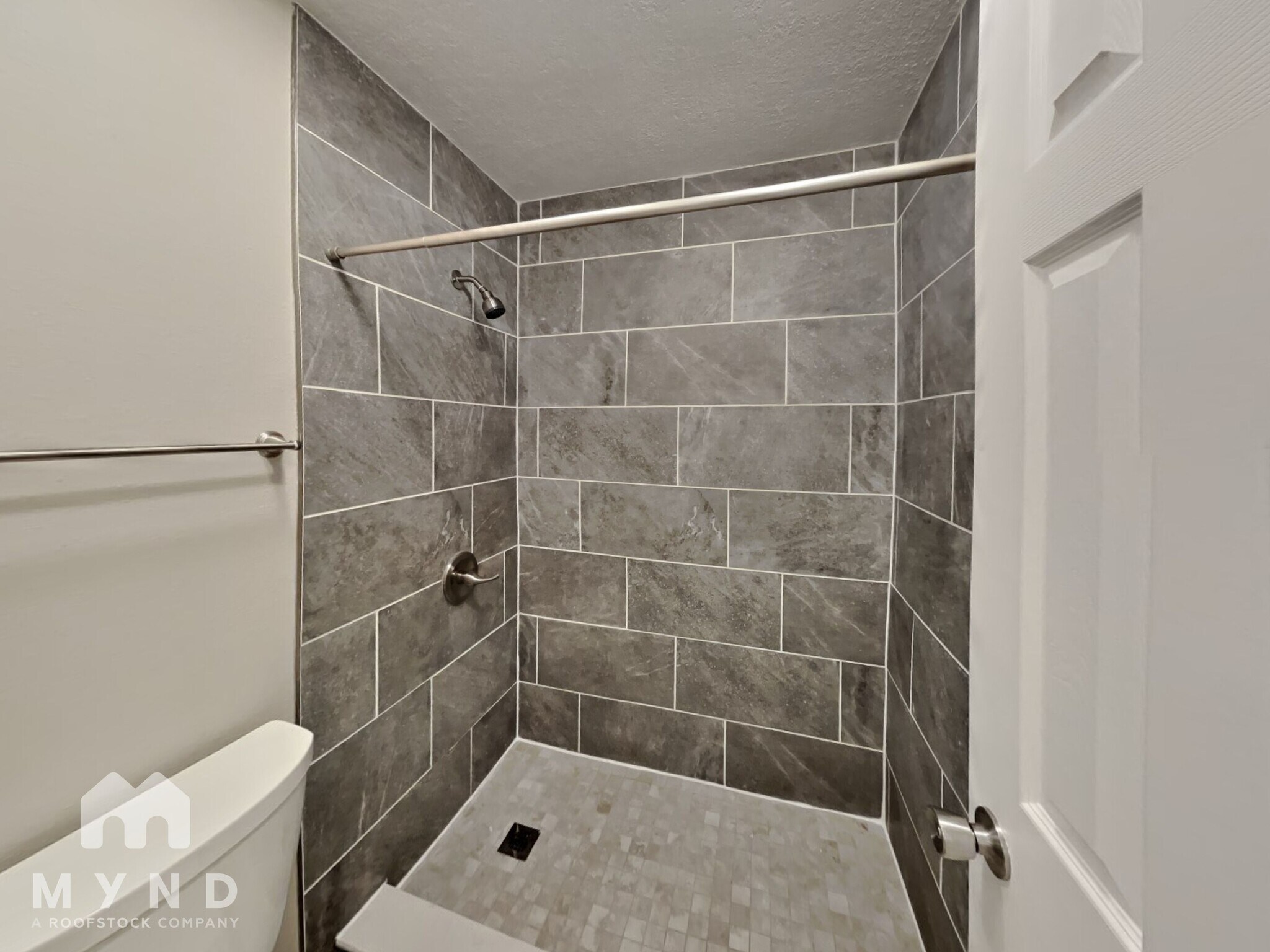 Building Photo - 1339 Primrose Ct