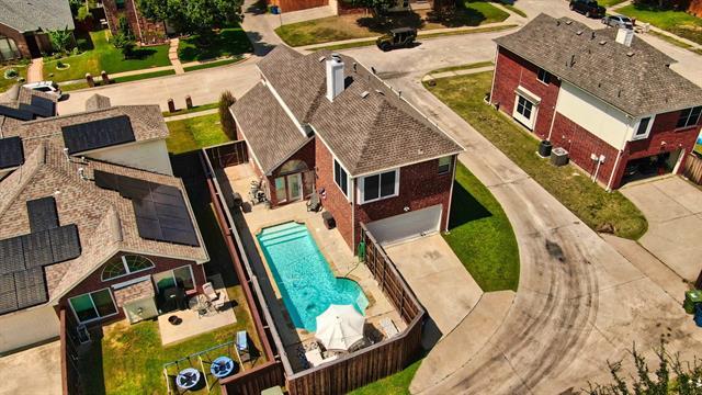 Building Photo - 1402 Stone Canyon Way