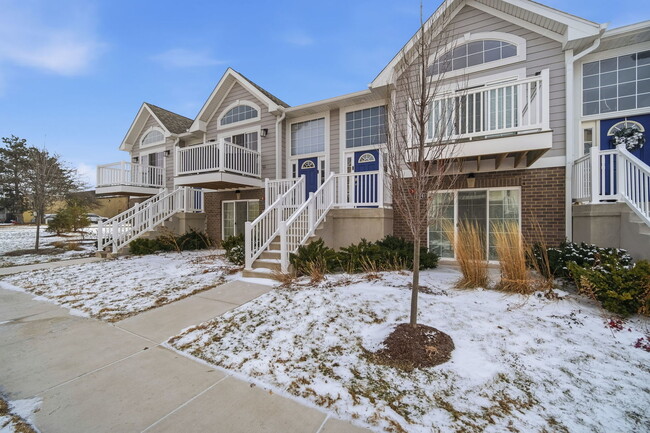 Building Photo - 7214 Farmstead Ln