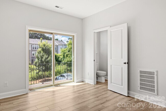 Building Photo - 120 Judson Ave