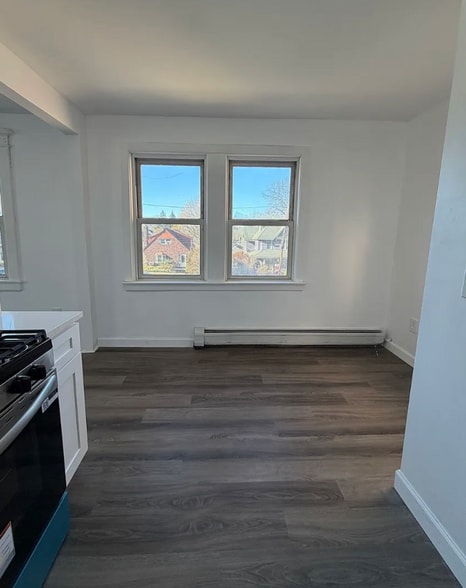 Building Photo - 220 Hart Blvd