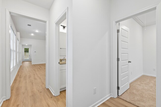 Building Photo - 126 Summer St