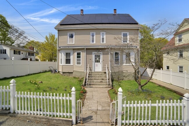 Building Photo - 61-63 Albertina St