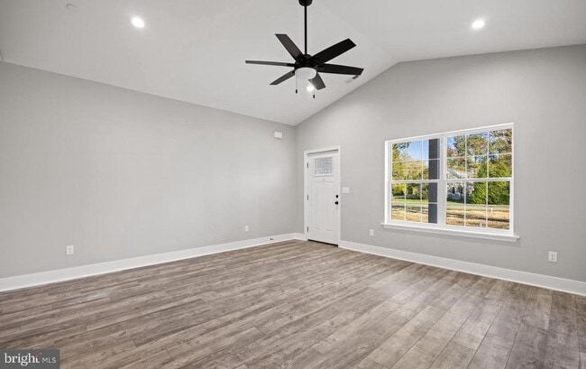 Building Photo - 29345 Greenfield Ave