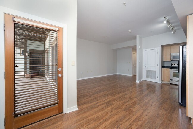 Building Photo - **WALKABLE MIDTOWN CONDO WITH BALCONY AND ...