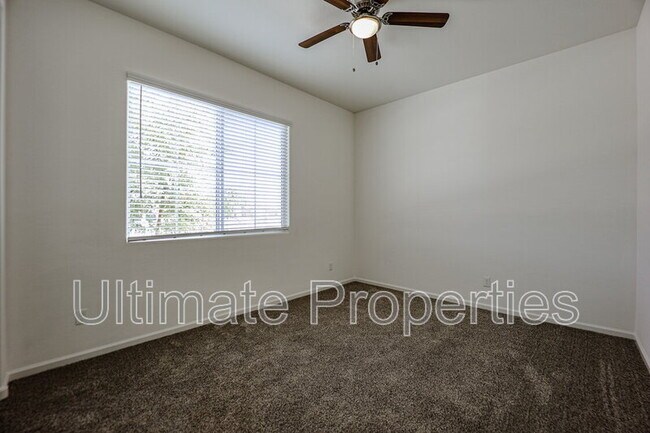 Building Photo - 25172 N 106th Dr
