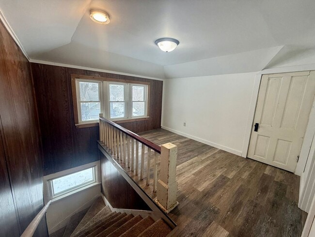 Building Photo - 3 Bed 1 Bath Single Family Home in White Lake