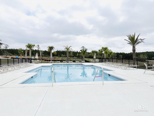 Building Photo - 32487 Revere Dr