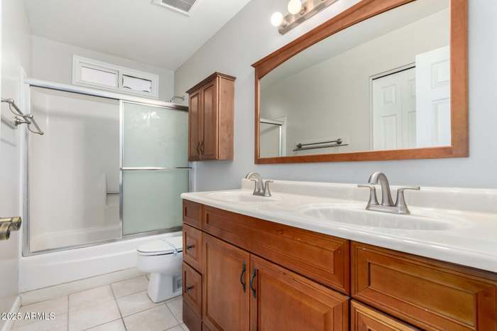 Building Photo - 3535 W Saint Moritz Ln