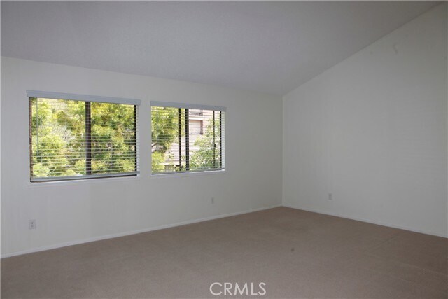 Building Photo - 28116 Ridgepoint Ct