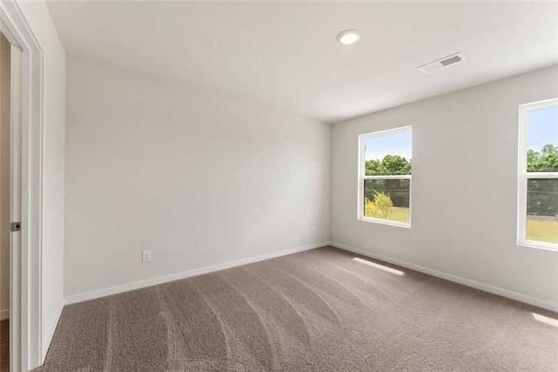 Building Photo - 1303 Farmers Loop
