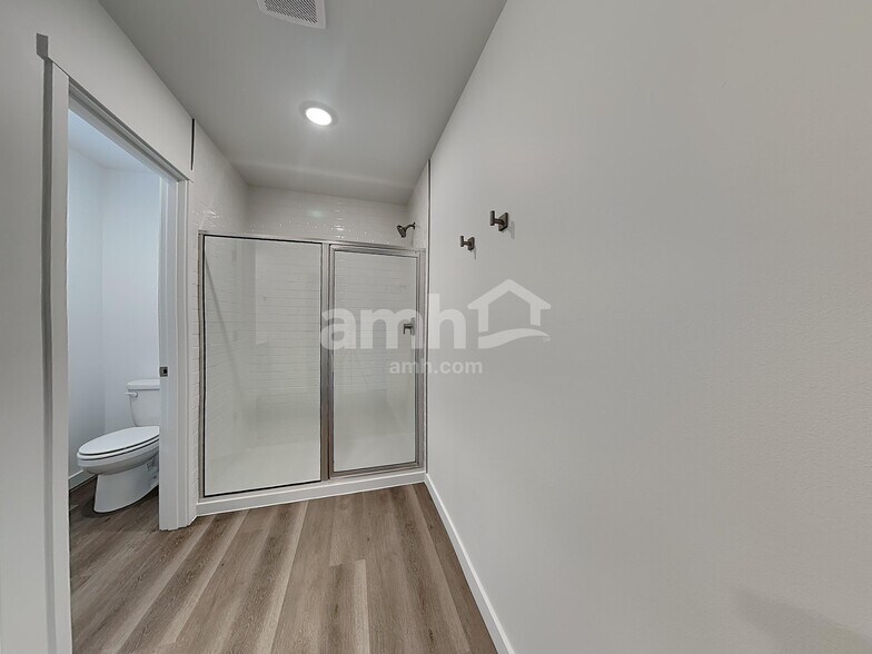 Building Photo - 5118 Turnstone St SE